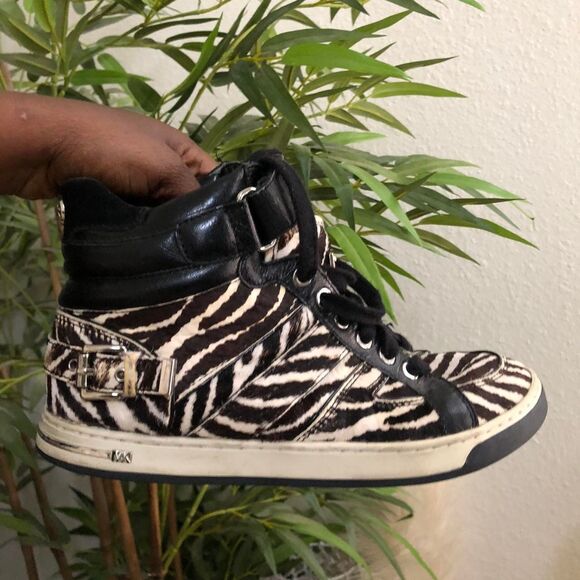 Michael Kors Fulton zebra black white High Top Sneaker Boots Limited Edition - Picture 1 of 6